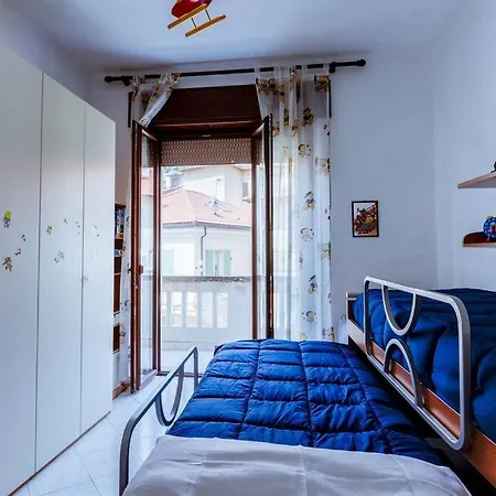 Apartmán Goethe - 2 - 100m Stazione - 200m Palafiori